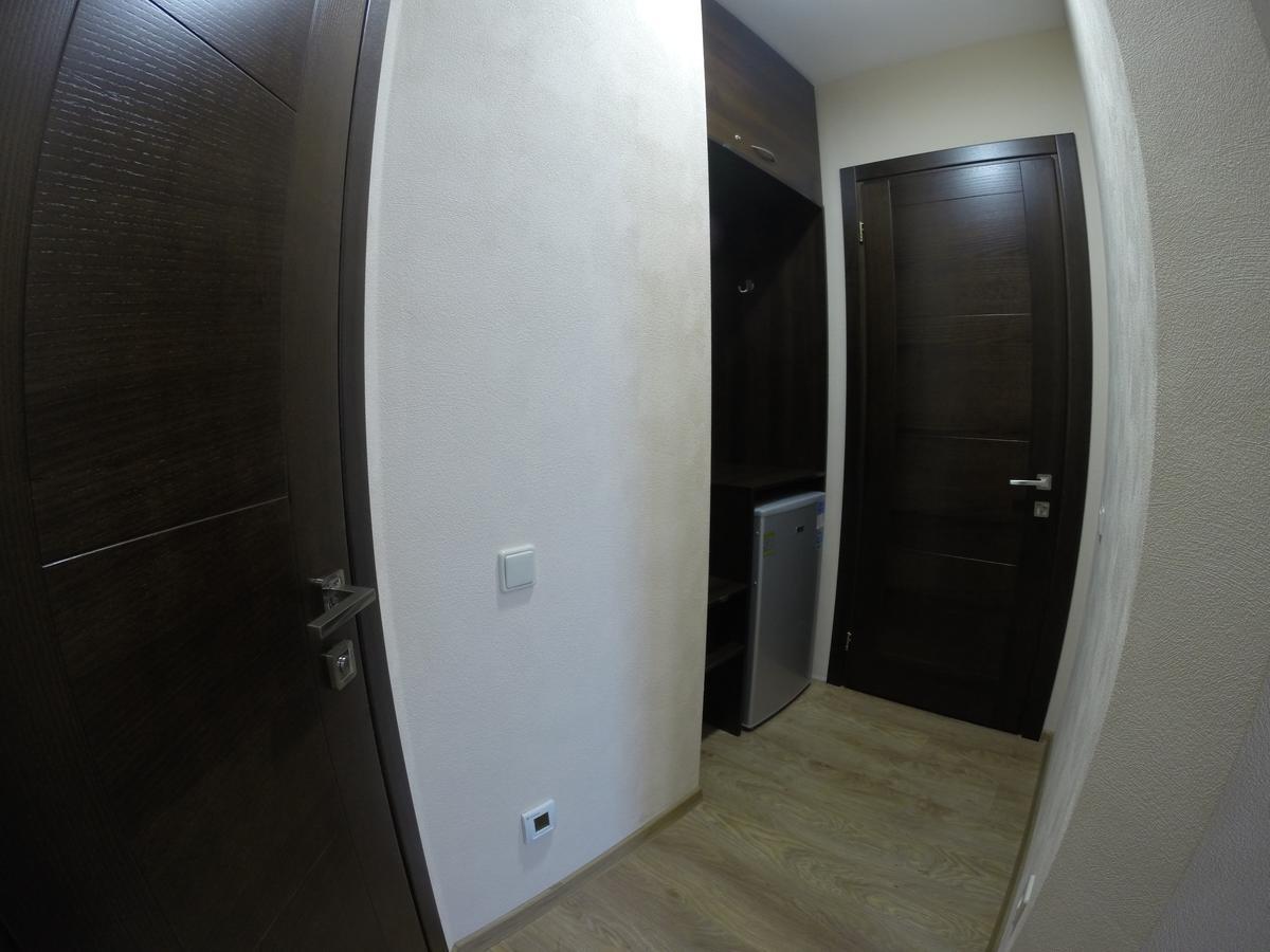 Viro Hotel Chornomorsk Exterior photo