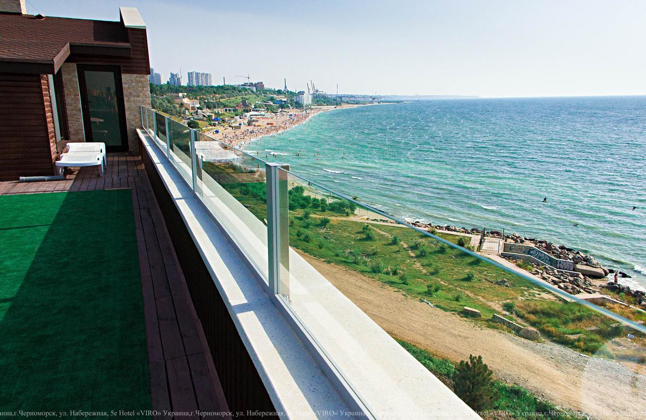 Viro Hotel Chornomorsk Exterior photo