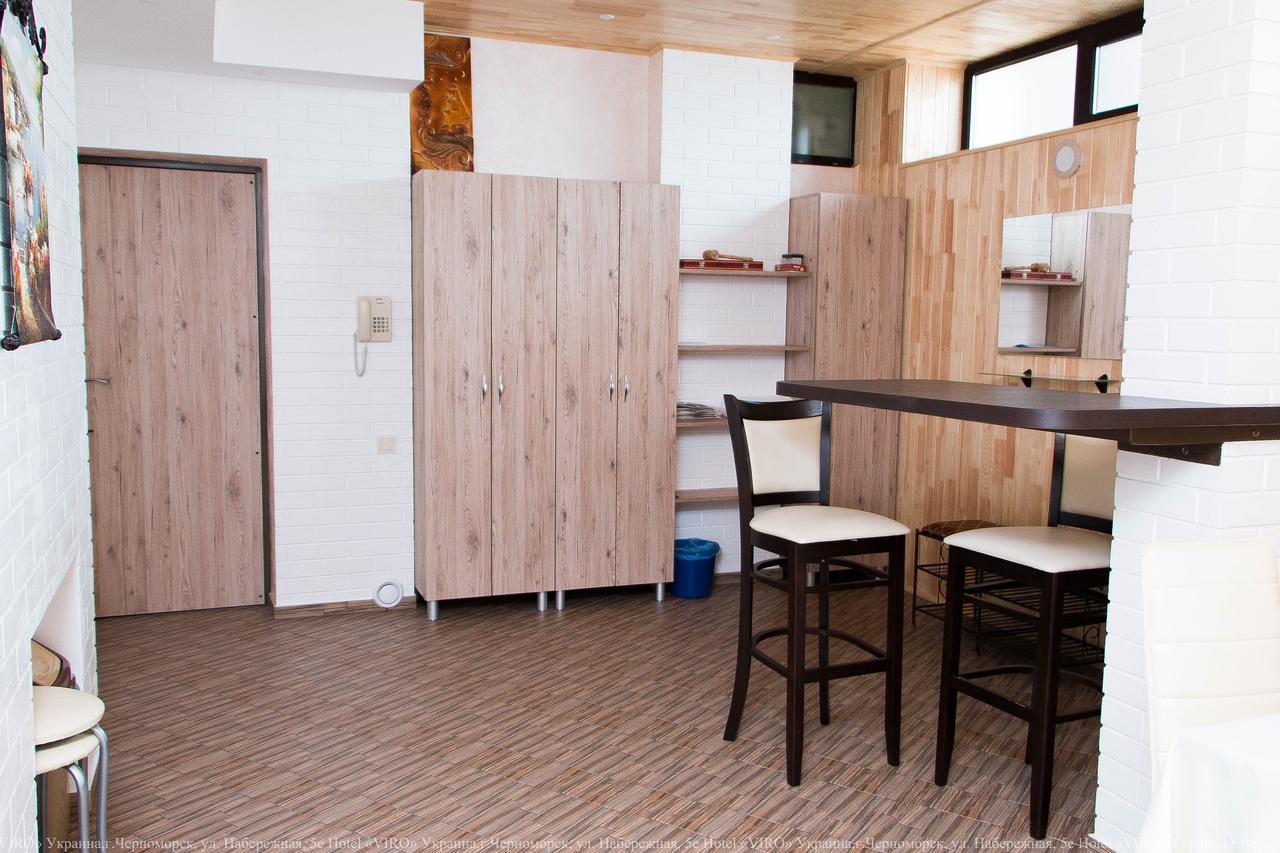 Viro Hotel Chornomorsk Exterior photo